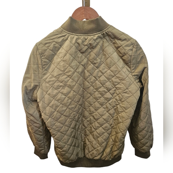 Quilted Jacket - Picture 8 of 10